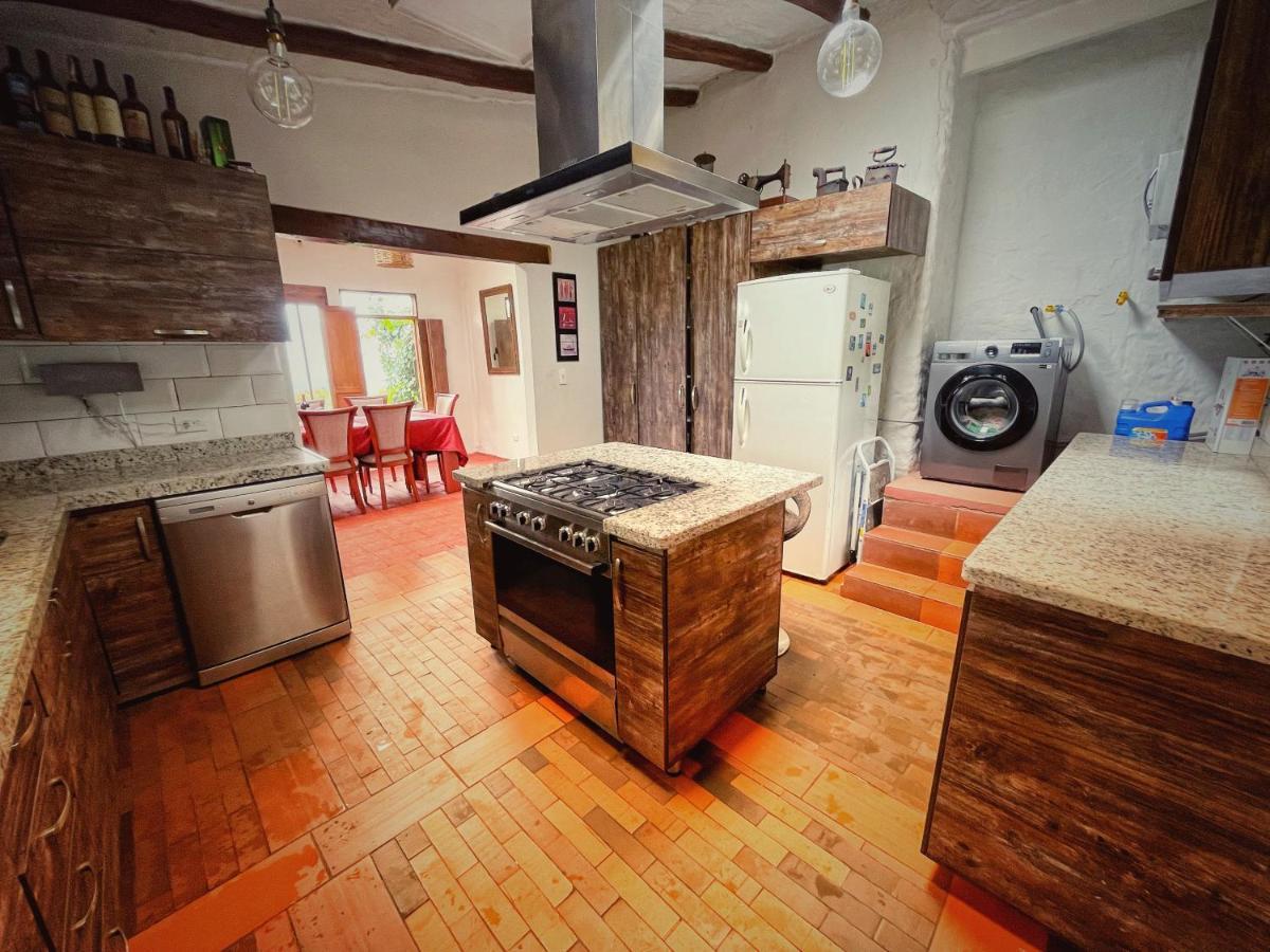 The Naked House - Hotel Nudista Nemocon Luaran gambar